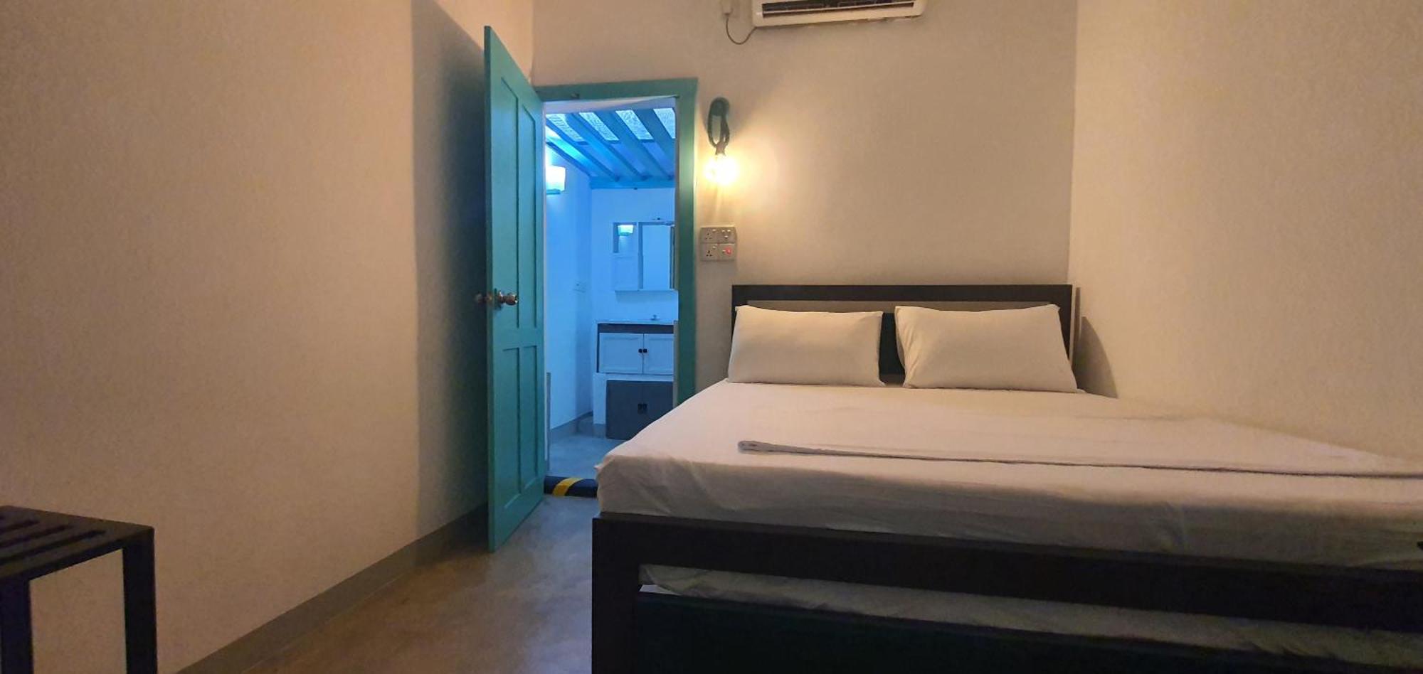 Hello Airport Hotel, Katunayaka Екстериор снимка